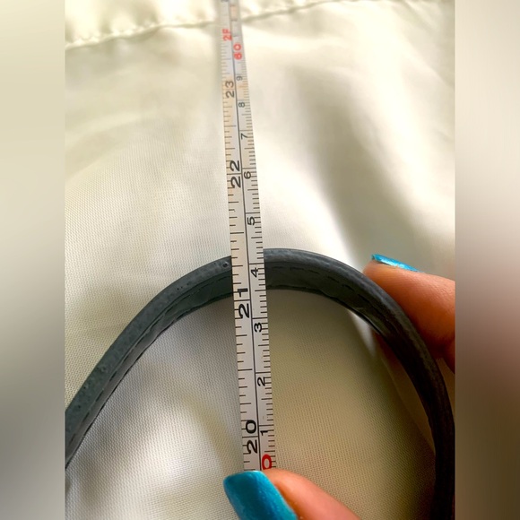 Tommy Hilfiger Crossbody Bag - Picture 9 of 9